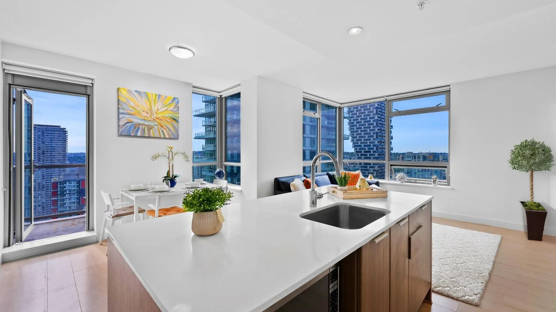 Sky High 2 Bedroom Retreat Downtown And Panoramic Views Vancouver 0*,  Kanada